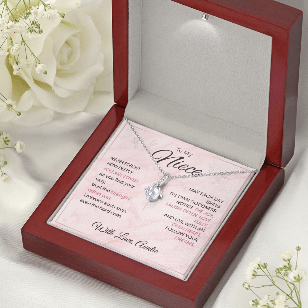 To My Niece Necklace - Follow Your Dreams